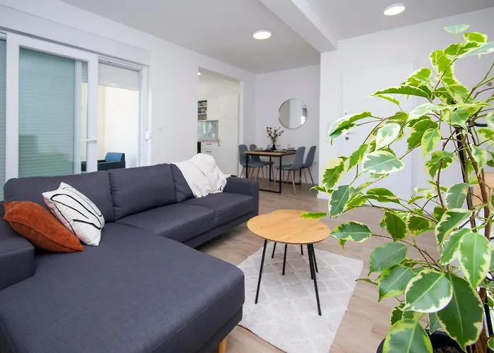 Pape Apartments